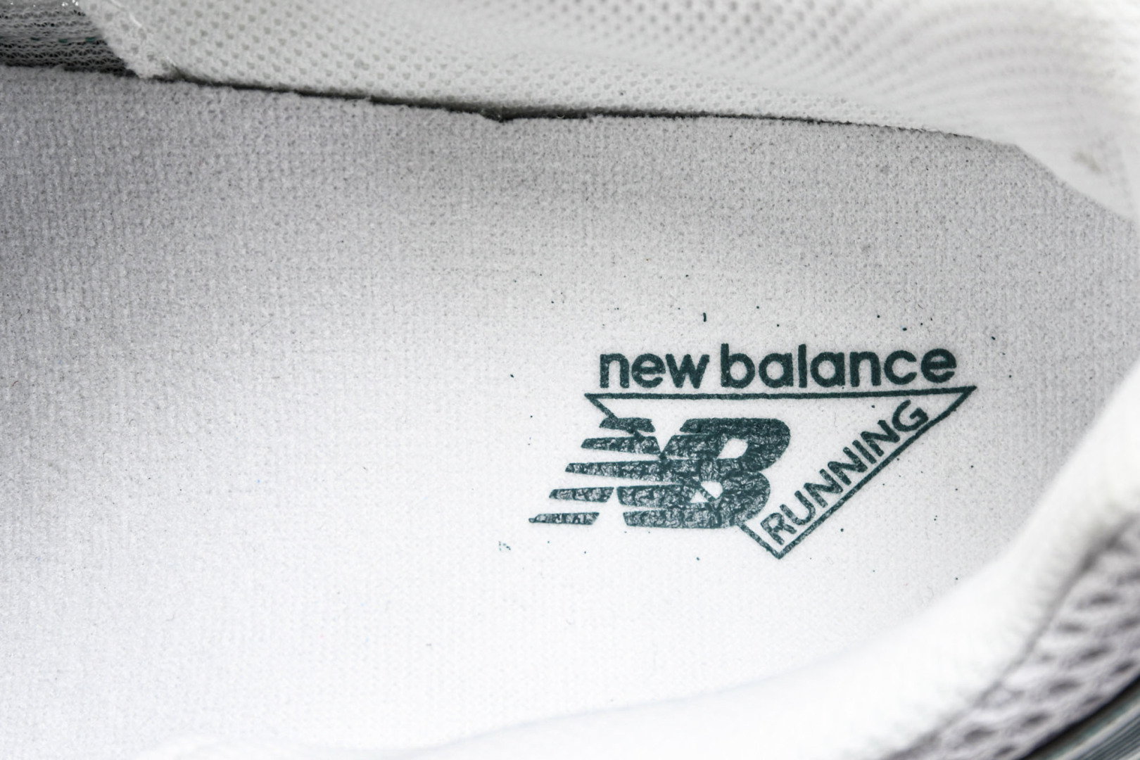  New Balance 740系列复古老爹风休闲运动慢跑鞋 U740GR2 尺寸 36 37 37.5