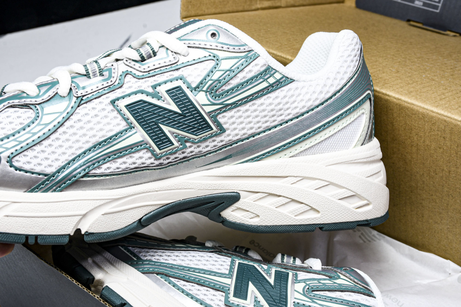  New Balance 740系列复古老爹风休闲运动慢跑鞋 U740GR2 尺寸 36 37 37.5