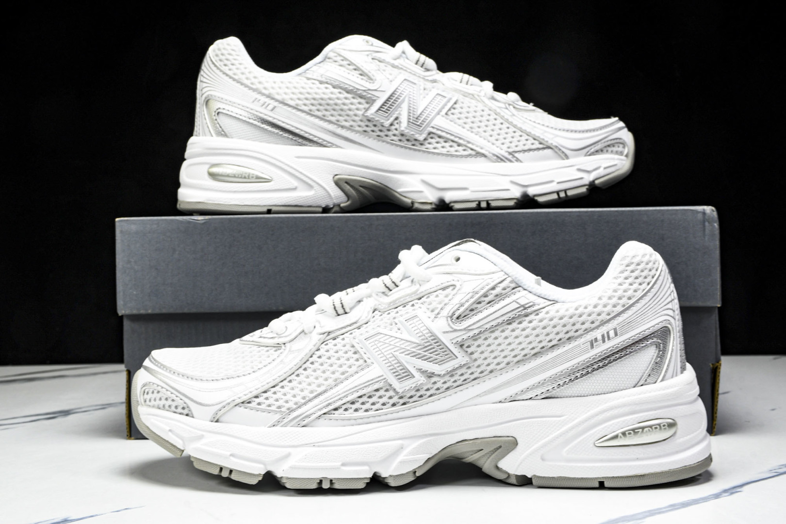  New Balance 740系列复古老爹风休闲运动慢跑鞋 U740WM2 尺寸 36 37 37.5