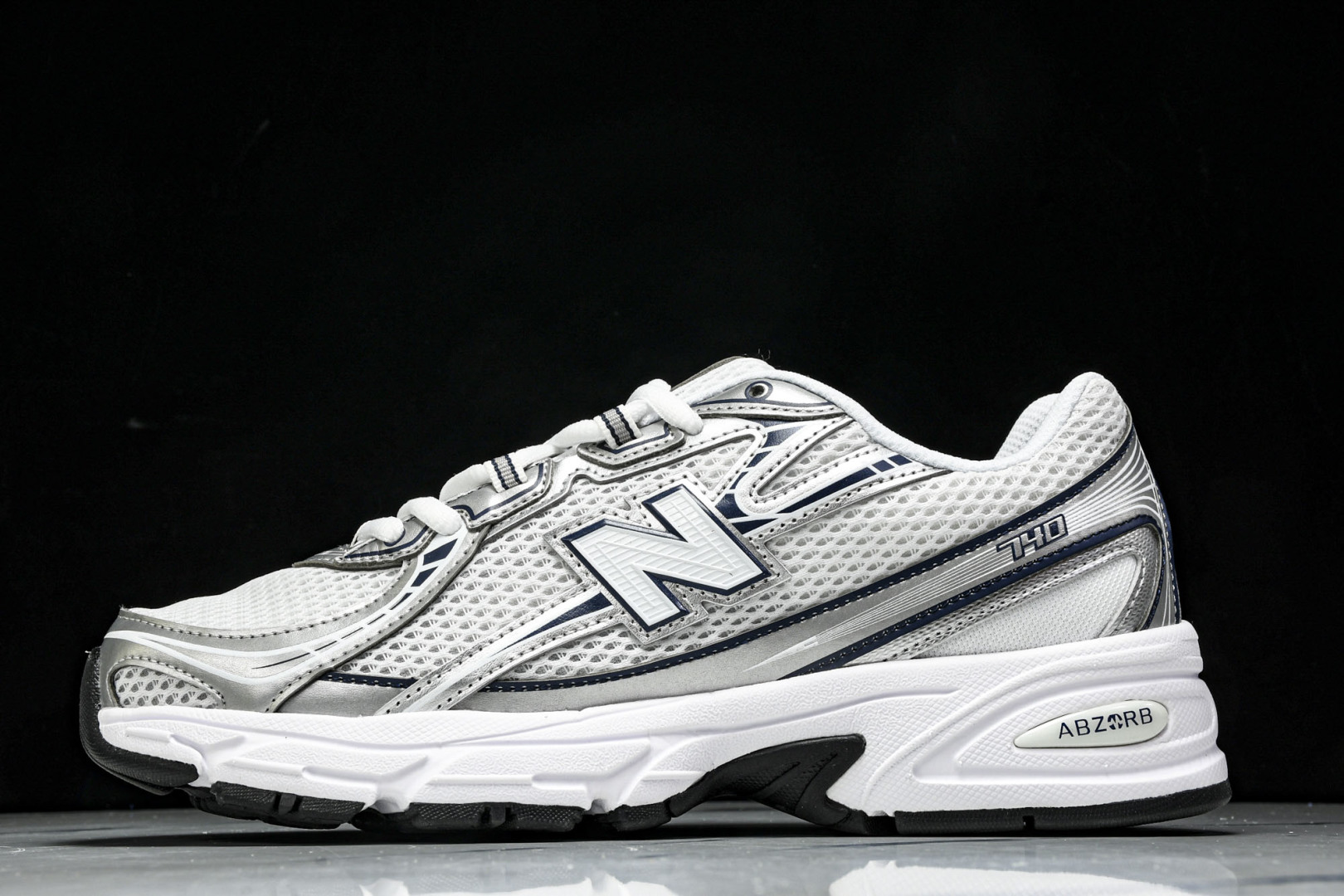  New Balance 740系列复古老爹风休闲运动慢跑鞋 U740WN2 尺寸 36 37 37.5