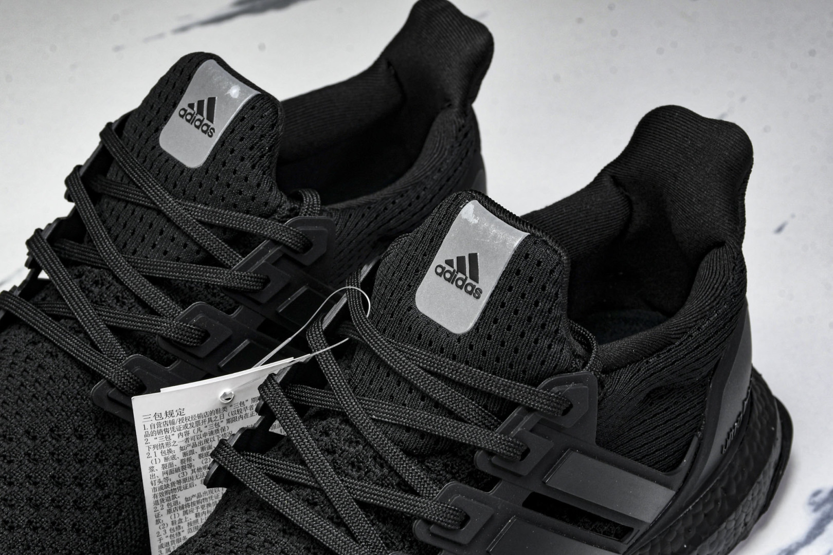 UB 尺码36-46

纯原版出品-Ultra Boost 1.0  初代爆米花休闲运动套脚慢跑鞋 HQ
