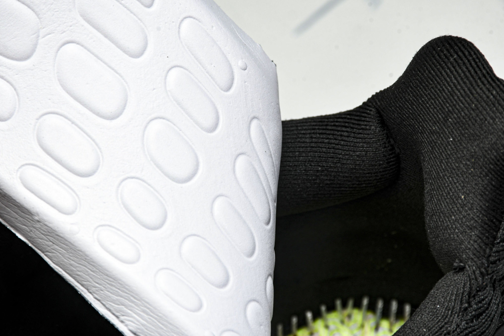 UB 尺码36-46

纯原版出品-Ultra Boost 1.0  初代爆米花休闲运动套脚慢跑鞋 HQ
