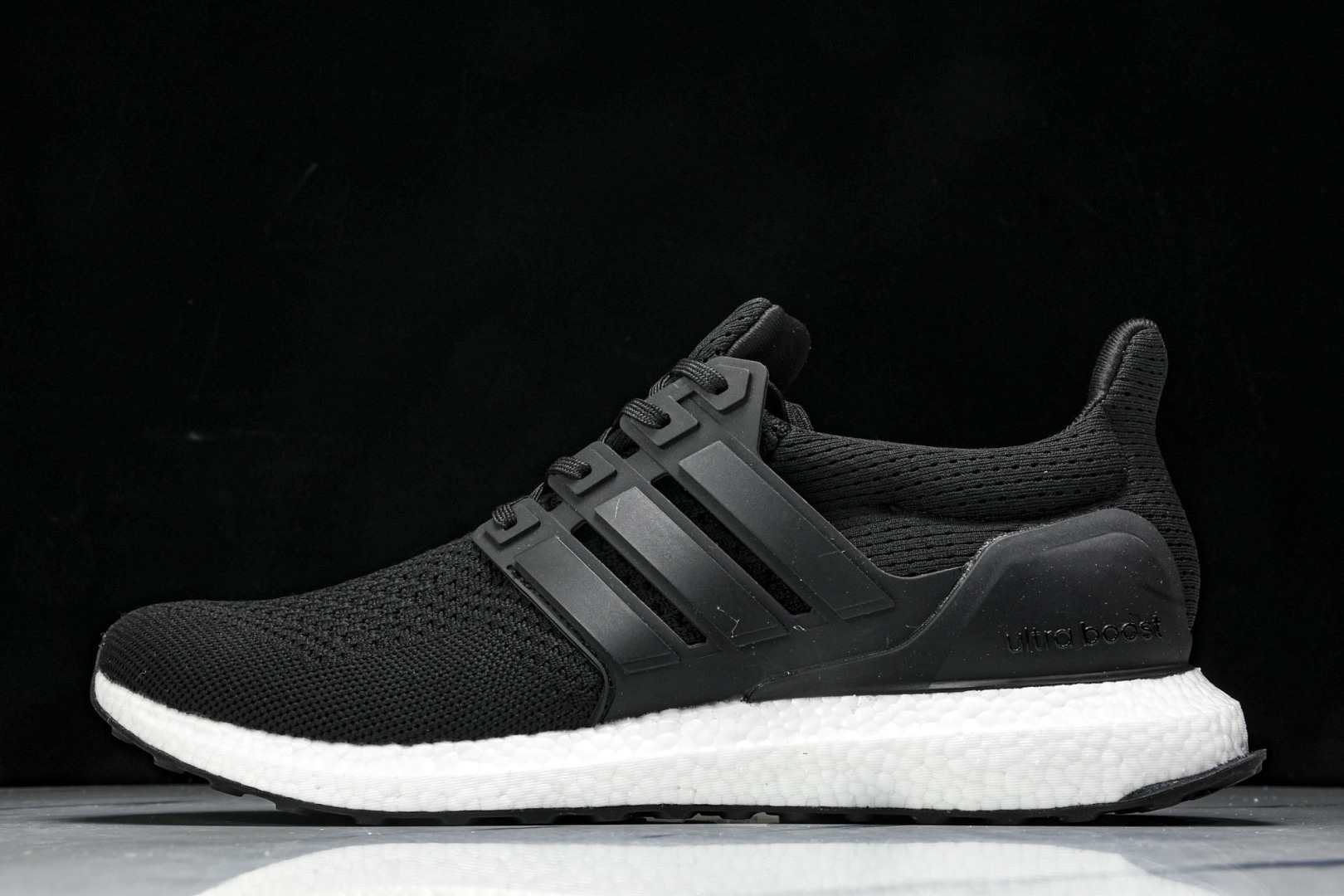 UB 尺码36-46

纯原版出品-Ultra Boost 1.0  初代爆米花休闲运动套脚慢跑鞋 HQ