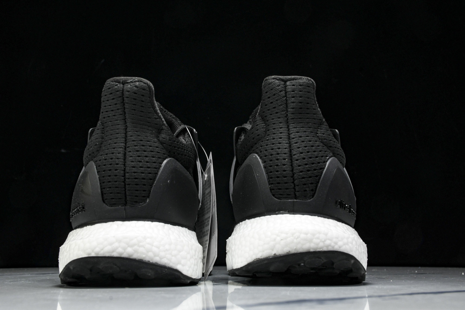 UB 尺码36-46

纯原版出品-Ultra Boost 1.0  初代爆米花休闲运动套脚慢跑鞋 HQ
