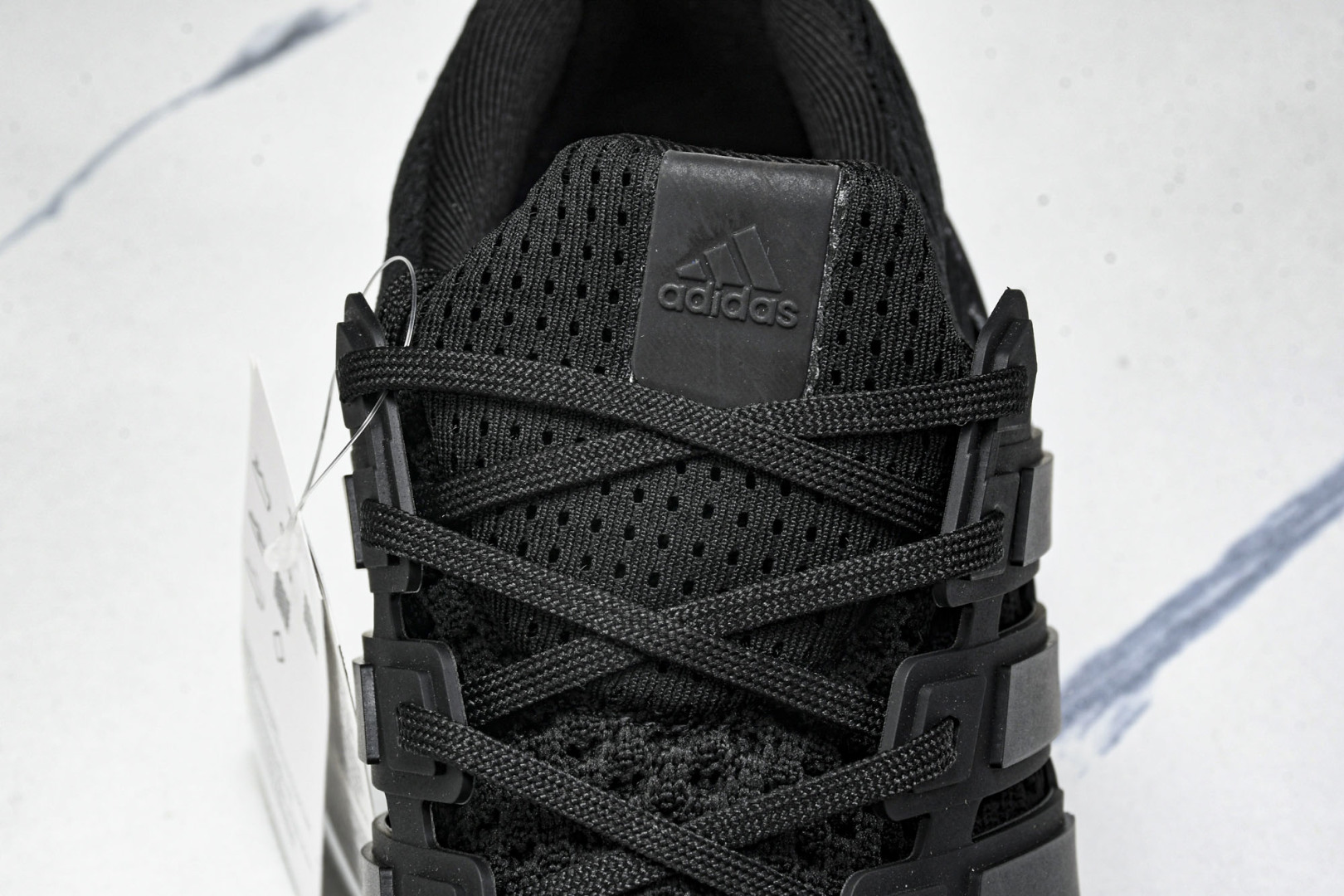 UB 尺码36-46

纯原版出品-Ultra Boost 1.0  初代爆米花休闲运动套脚慢跑鞋 HQ