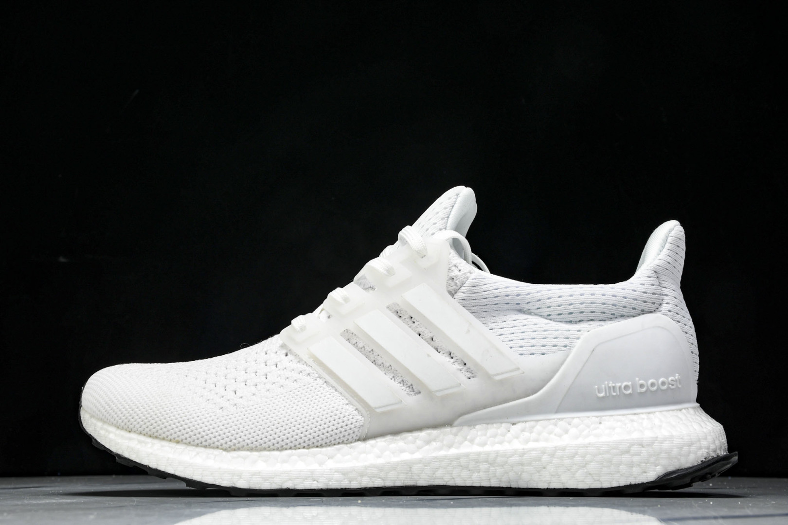 UB 尺码36-46

纯原版出品-Ultra Boost 1.0 初代爆米花休闲运动套脚慢跑鞋 HQ4