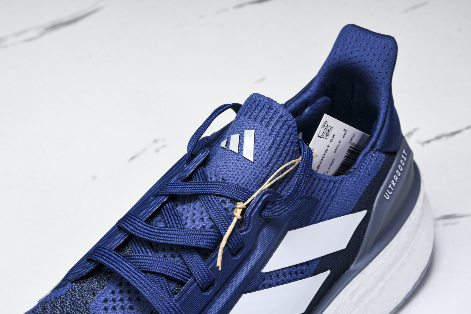 UB 尺码39-48

纯原版出品-Ultraboost 5X 阿迪达斯新款休闲爆米花跑步鞋 JI338