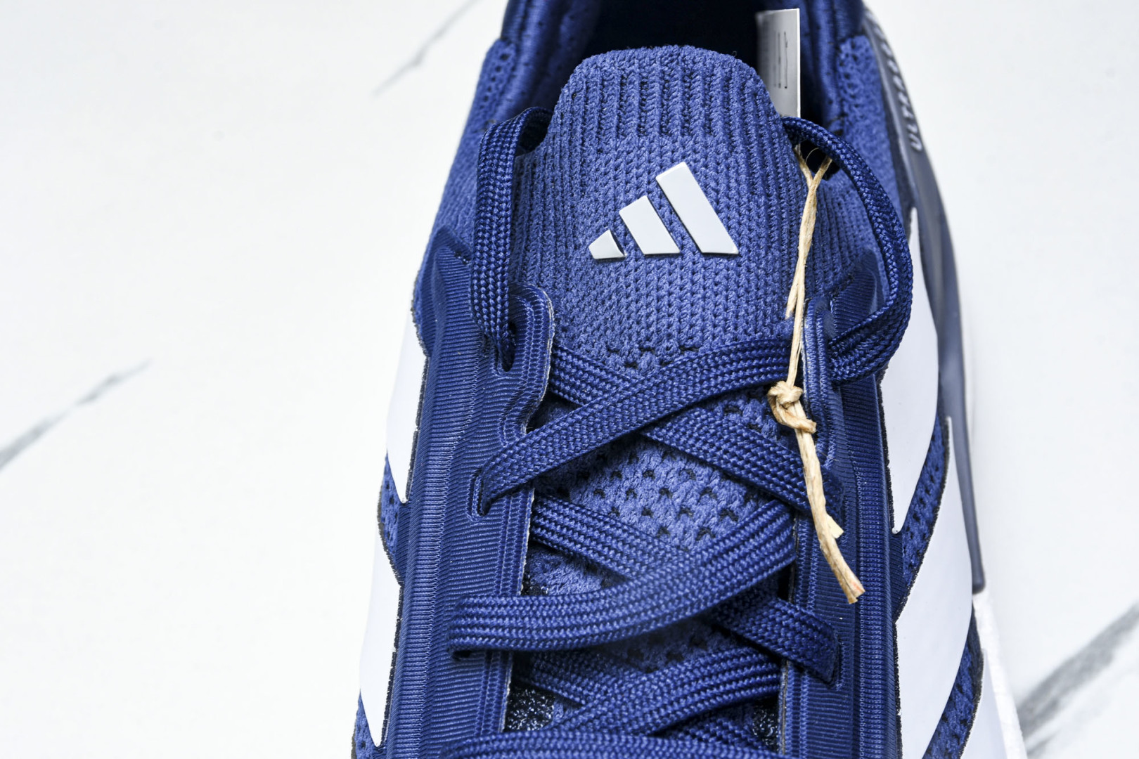 UB 尺码39-48

纯原版出品-Ultraboost 5X 阿迪达斯新款休闲爆米花跑步鞋 JI338