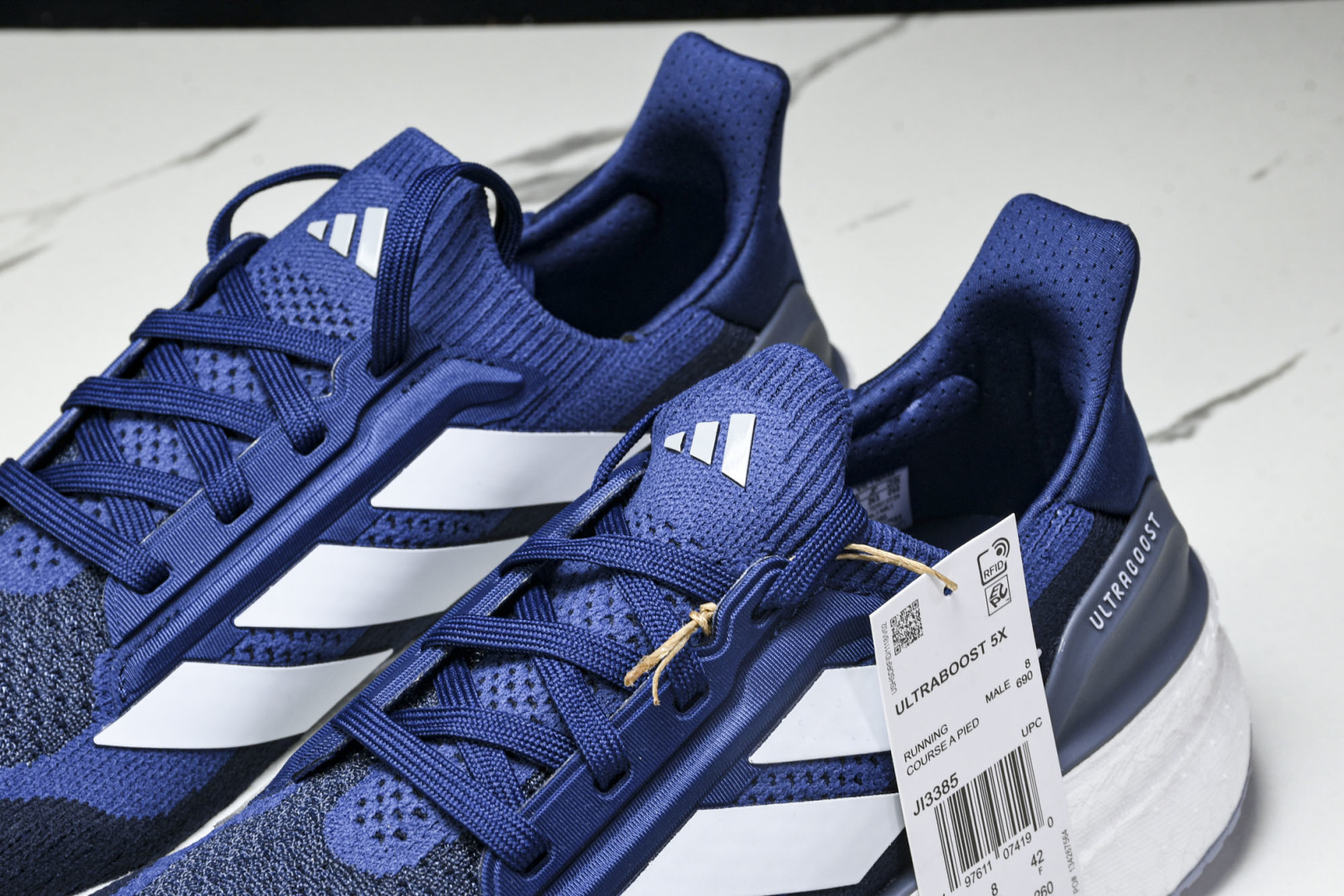UB 尺码39-48

纯原版出品-Ultraboost 5X 阿迪达斯新款休闲爆米花跑步鞋 JI338