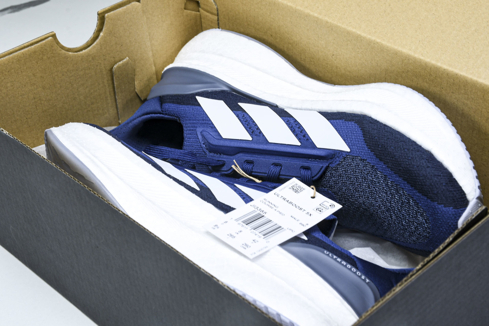 UB 尺码39-48

纯原版出品-Ultraboost 5X 阿迪达斯新款休闲爆米花跑步鞋 JI338