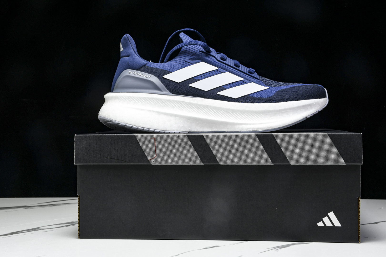 UB 尺码39-48

纯原版出品-Ultraboost 5X 阿迪达斯新款休闲爆米花跑步鞋 JI338