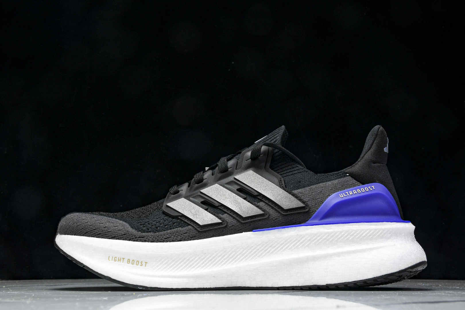 UB 尺码39-48

纯原版出品- Ultraboost 5  阿迪达斯新款休闲爆米花跑步鞋 JH90