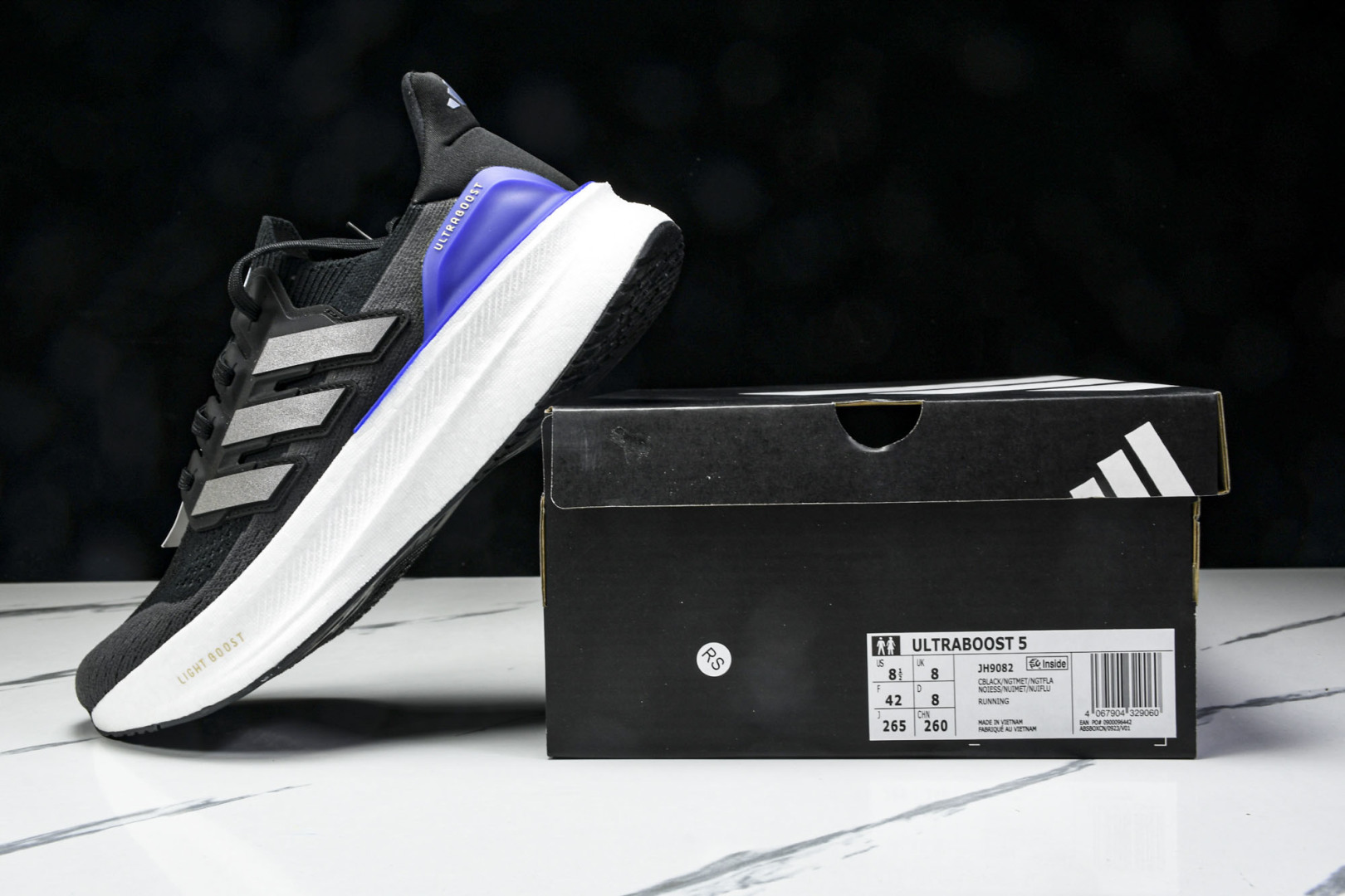 UB 尺码39-48

纯原版出品- Ultraboost 5  阿迪达斯新款休闲爆米花跑步鞋 JH90