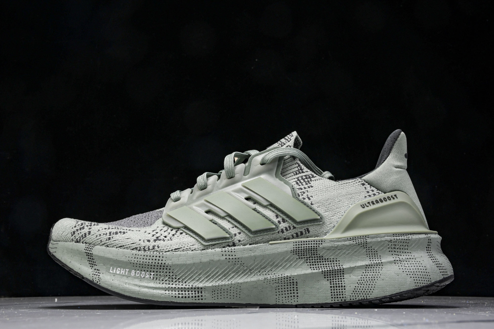 UB 尺码39-48

纯原版出品-Ultraboost 5 阿迪达斯新款休闲爆米花跑步鞋  JI152