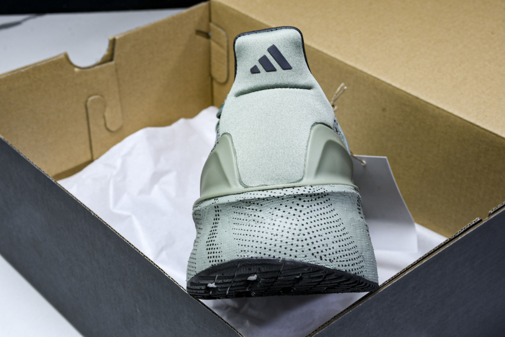 UB 尺码39-48

纯原版出品-Ultraboost 5 阿迪达斯新款休闲爆米花跑步鞋  JI152