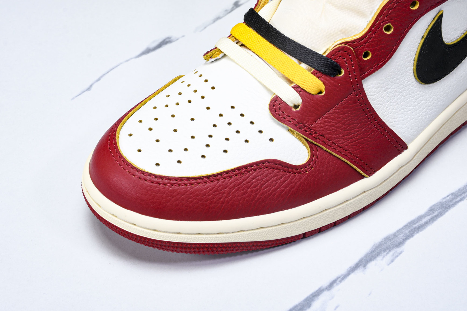 AJ1高帮 尺码40-47.5

纯原版出品-Air Jordan 1 Retro High OG SP