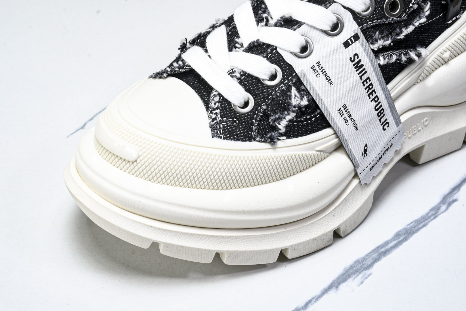 开口笑2.0 尺码35-45

纯原版出品-SMILEREPUBLIC 檀健次 开口笑2.0厚底百搭休闲