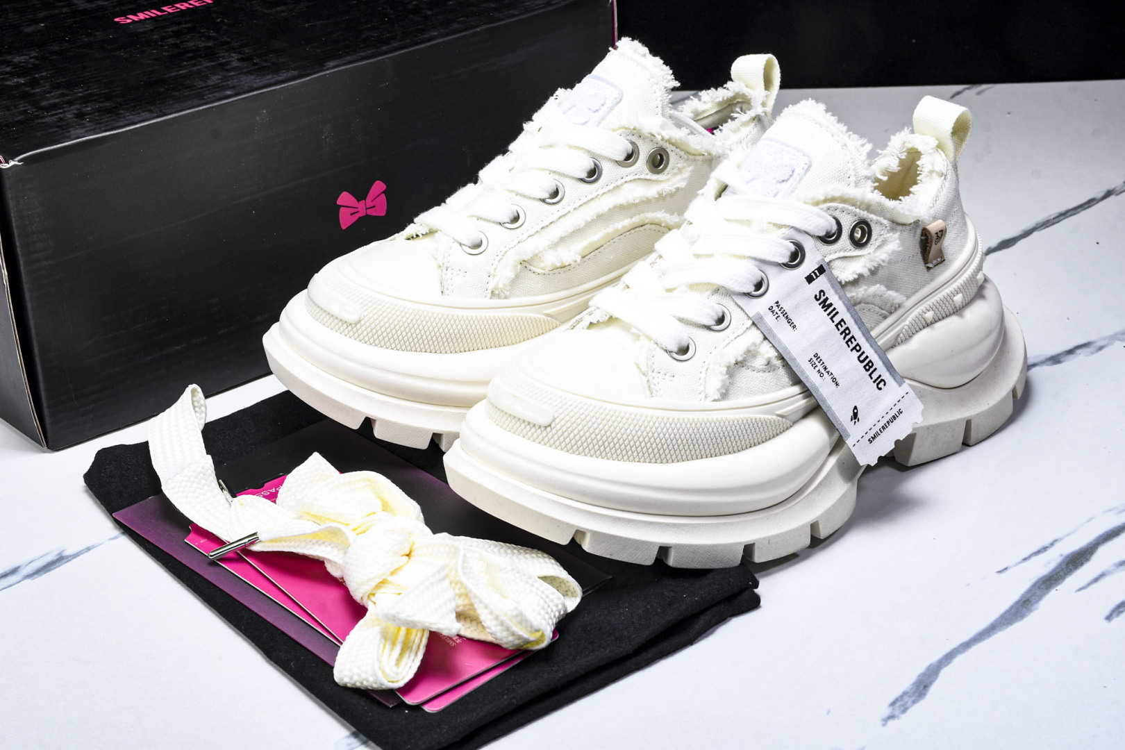 开口笑2.0 尺码35-45

纯原版出品-SMILEREPUBLIC 檀健次 开口笑2.0厚底百搭休闲