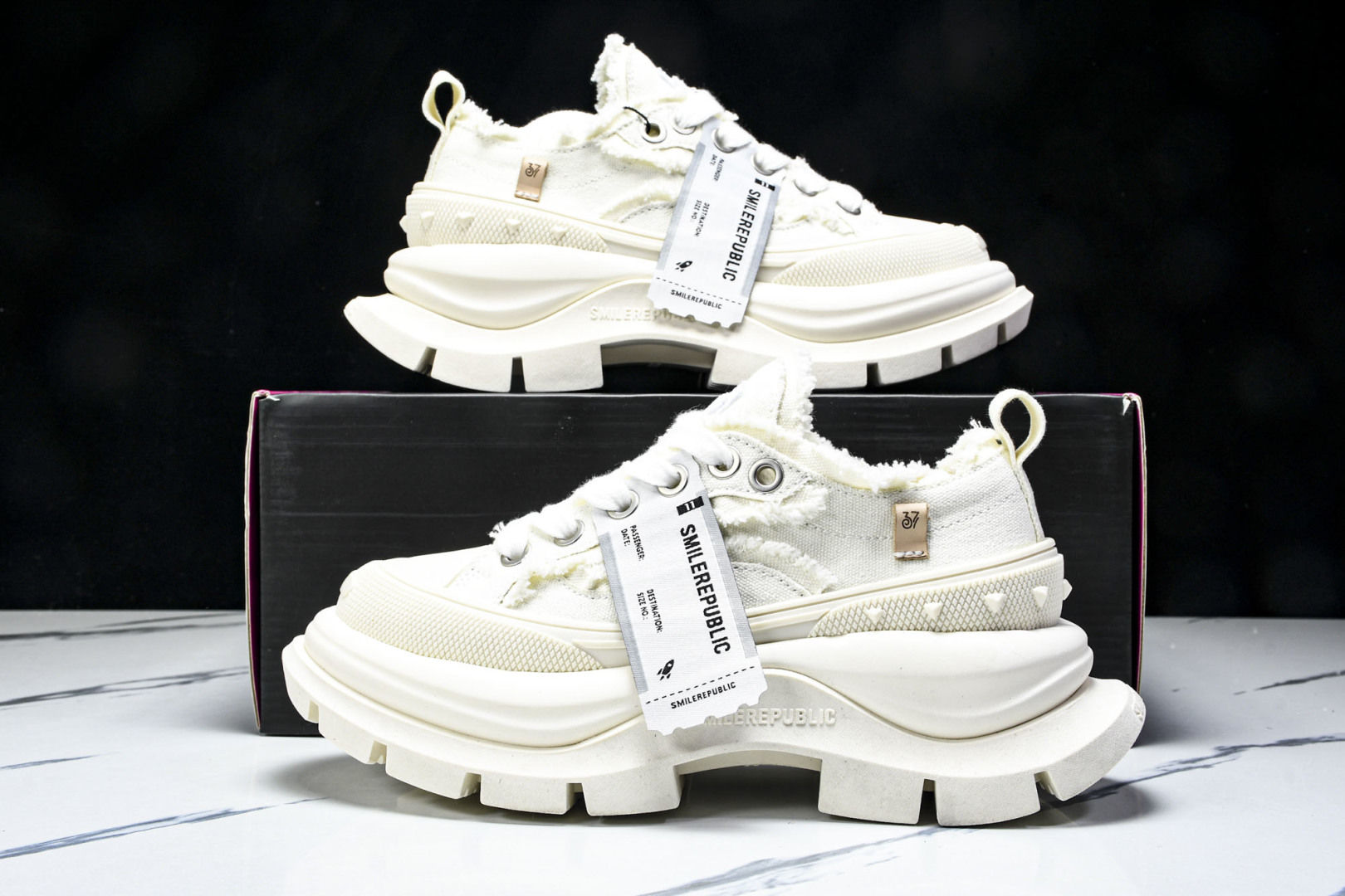 开口笑2.0 尺码35-45

纯原版出品-SMILEREPUBLIC 檀健次 开口笑2.0厚底百搭休闲