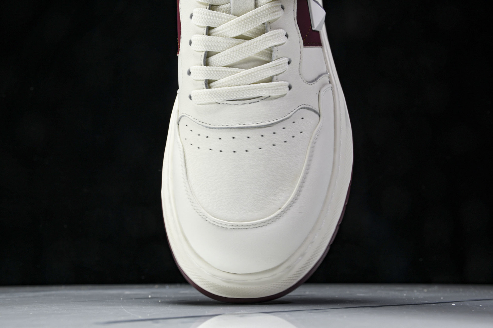 华伦天奴 尺码39-44

纯原版出品-Valentino Rockstud Untitled 华伦天奴
