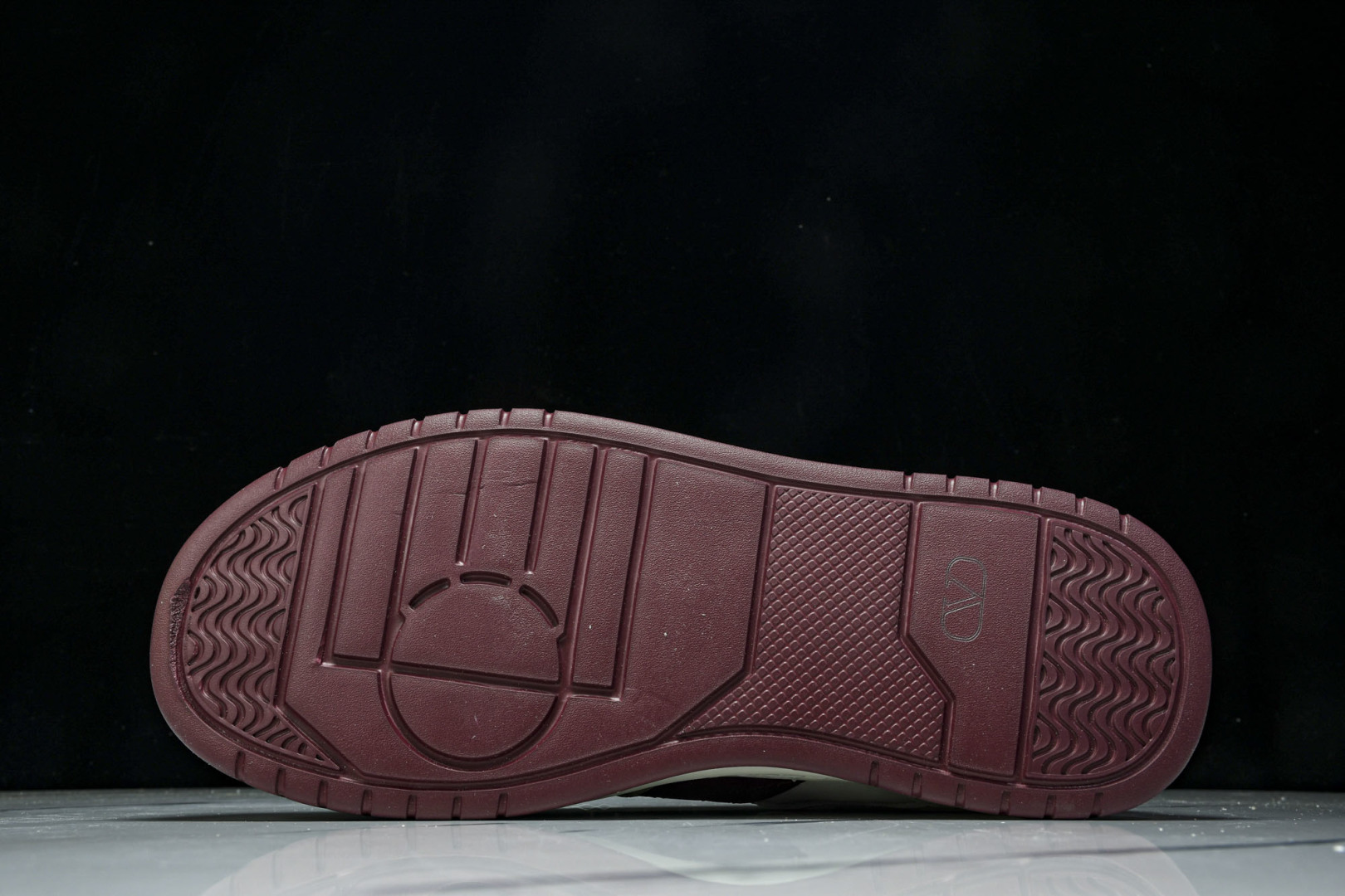 华伦天奴 尺码39-44

纯原版出品-Valentino Rockstud Untitled 华伦天奴
