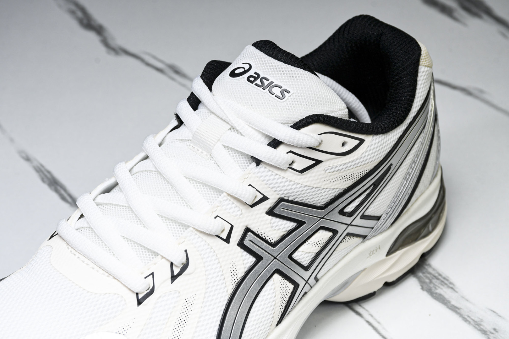ASICS 尺码36-45

纯原版出品-Gel-Flux 4 CN 夏季低帮透气休闲运动跑步鞋 101