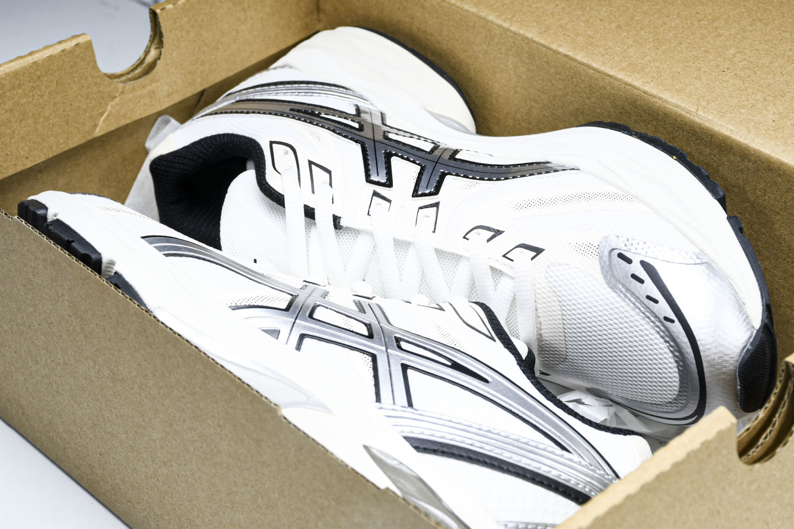 ASICS 尺码36-45

纯原版出品-Gel-Flux 4 CN 夏季低帮透气休闲运动跑步鞋 101