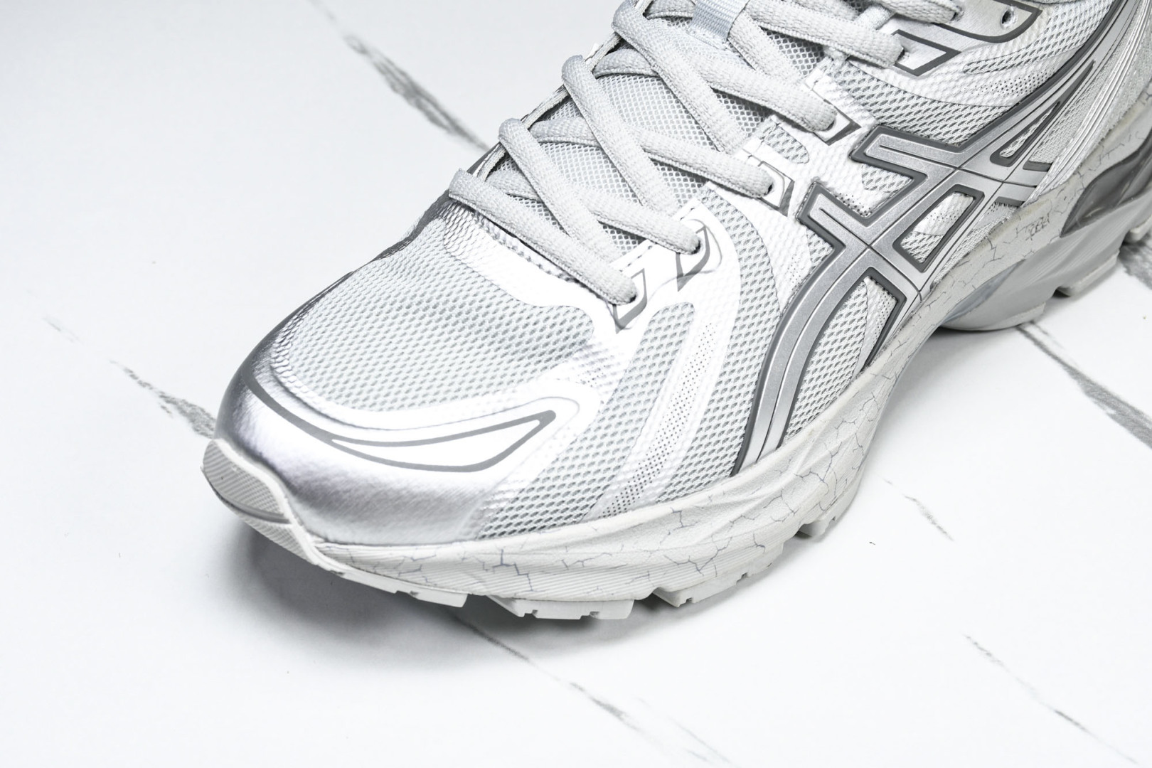 ASICS 尺码36-45

纯原版出品-Gel-Flux 4 CN 夏季低帮透气休闲运动跑步鞋 101