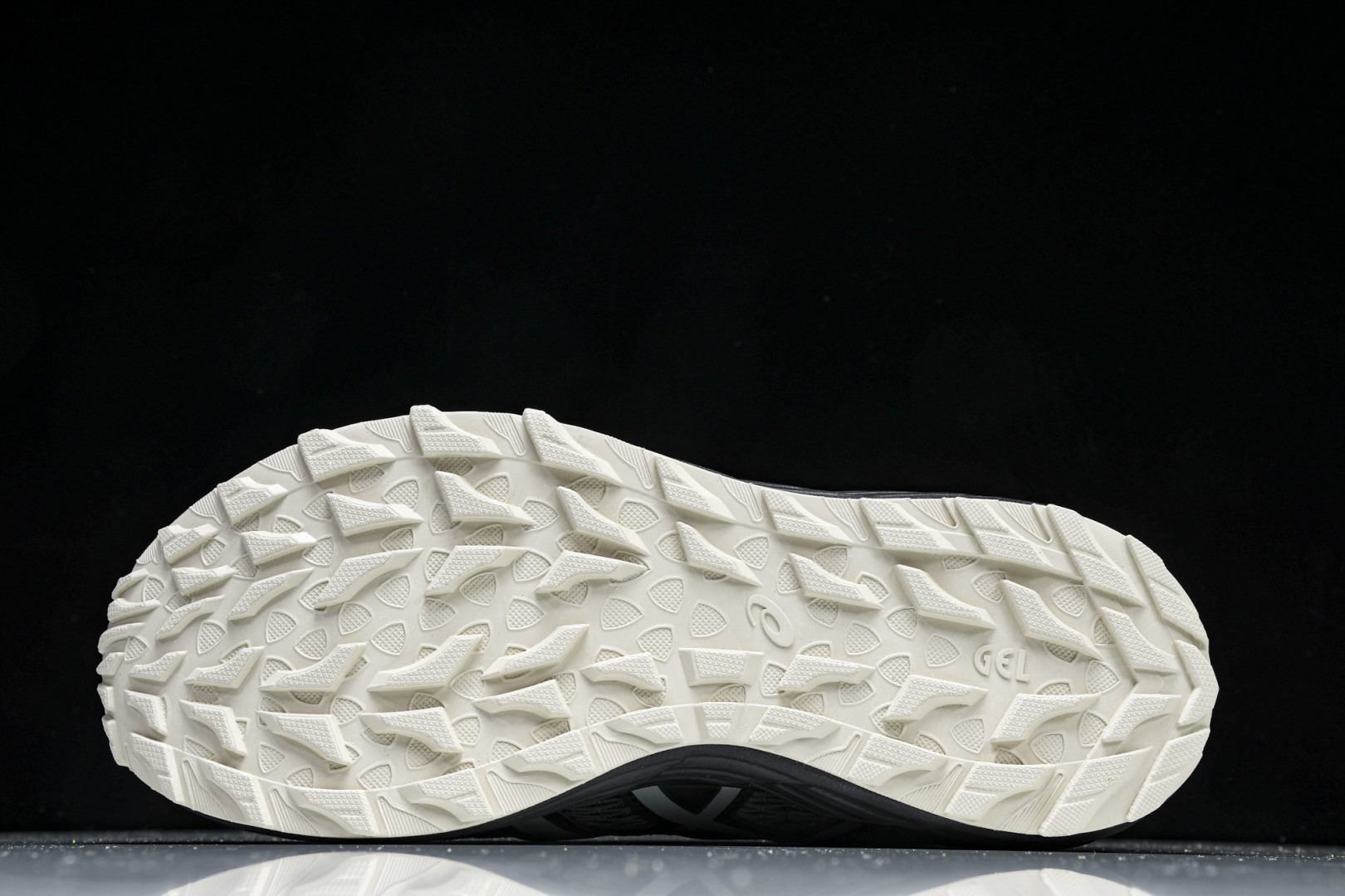 ASICS 尺码36-45

纯原版出品-Gel-Sonoma CN 亚瑟士运动休闲透气专业跑鞋 101