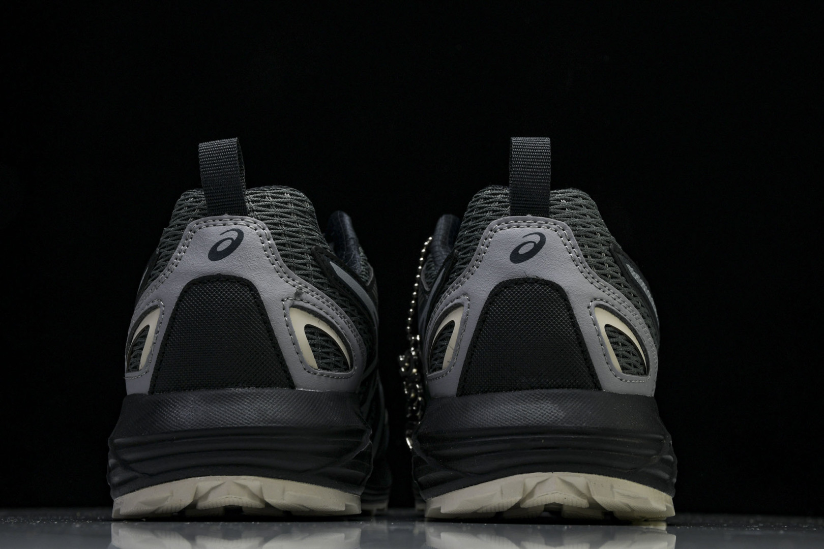 ASICS 尺码36-45

纯原版出品-Gel-Sonoma CN 亚瑟士运动休闲透气专业跑鞋 101