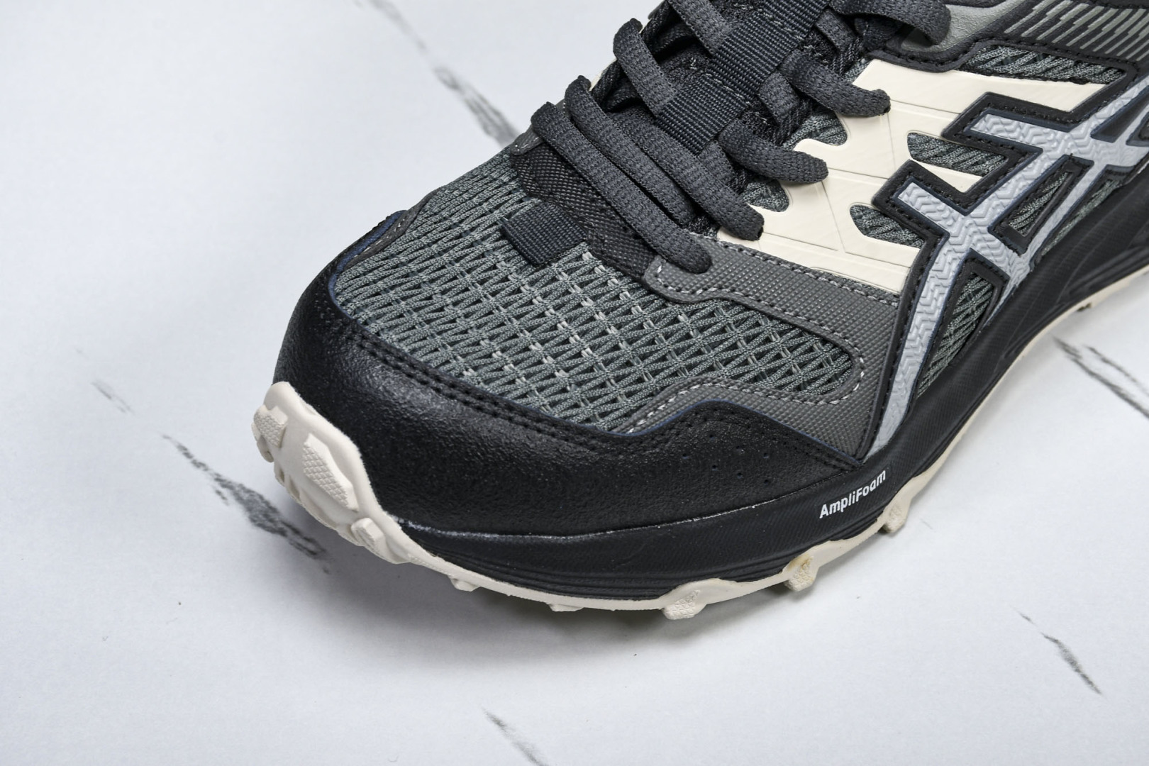 ASICS 尺码36-45

纯原版出品-Gel-Sonoma CN 亚瑟士运动休闲透气专业跑鞋 101