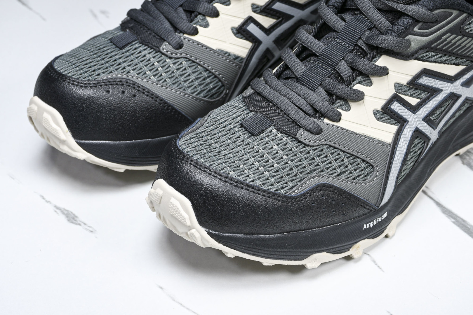 ASICS 尺码36-45

纯原版出品-Gel-Sonoma CN 亚瑟士运动休闲透气专业跑鞋 101
