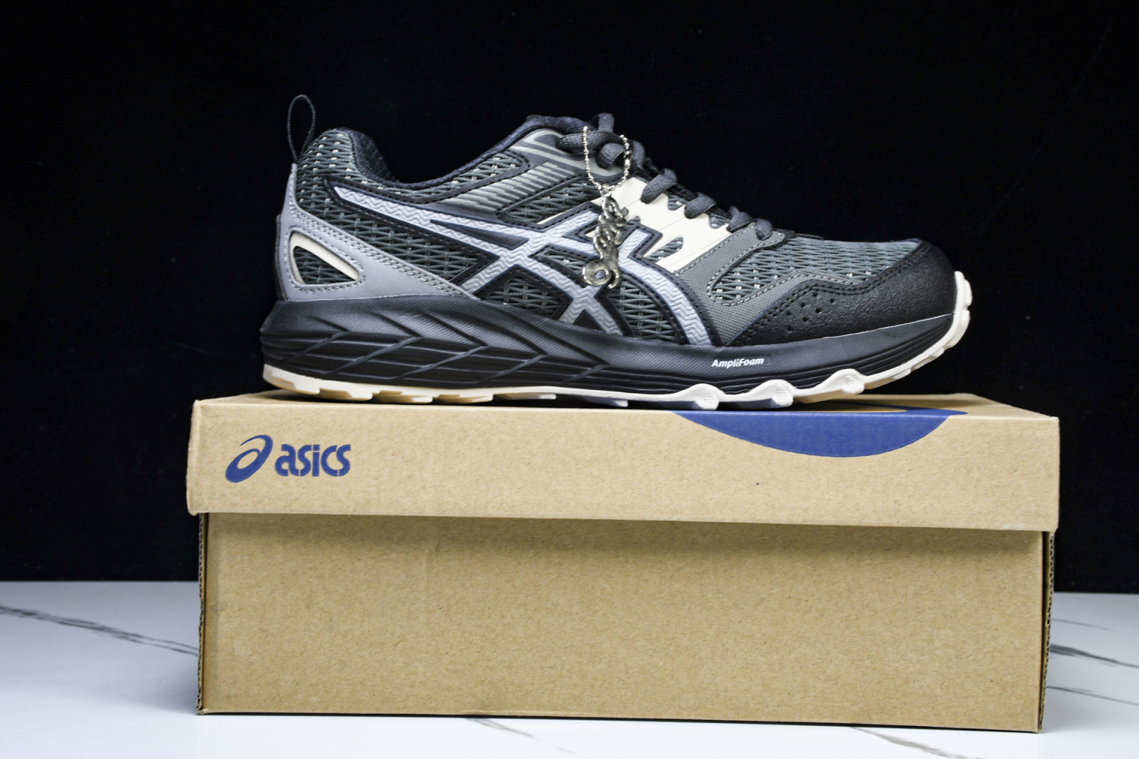 ASICS 尺码36-45

纯原版出品-Gel-Sonoma CN 亚瑟士运动休闲透气专业跑鞋 101