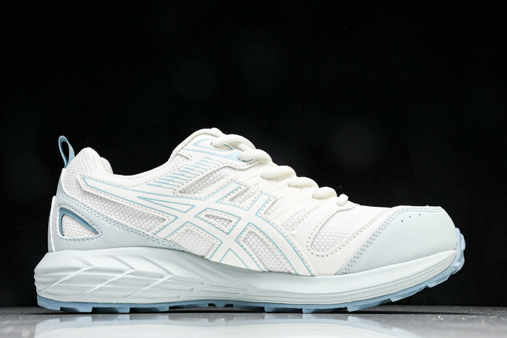 ASICS 尺码36-45

纯原版出品-Gel-Sonoma CN 亚瑟士运动休闲透气专业跑鞋 101