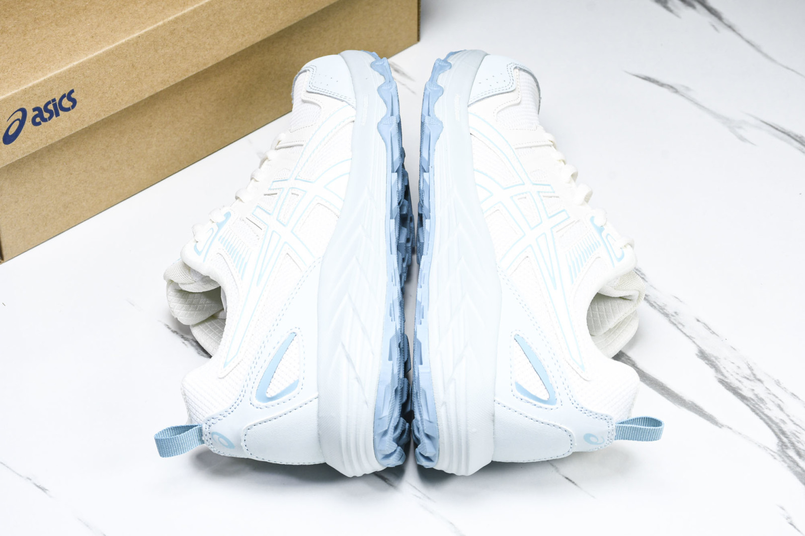 ASICS 尺码36-45

纯原版出品-Gel-Sonoma CN 亚瑟士运动休闲透气专业跑鞋 101