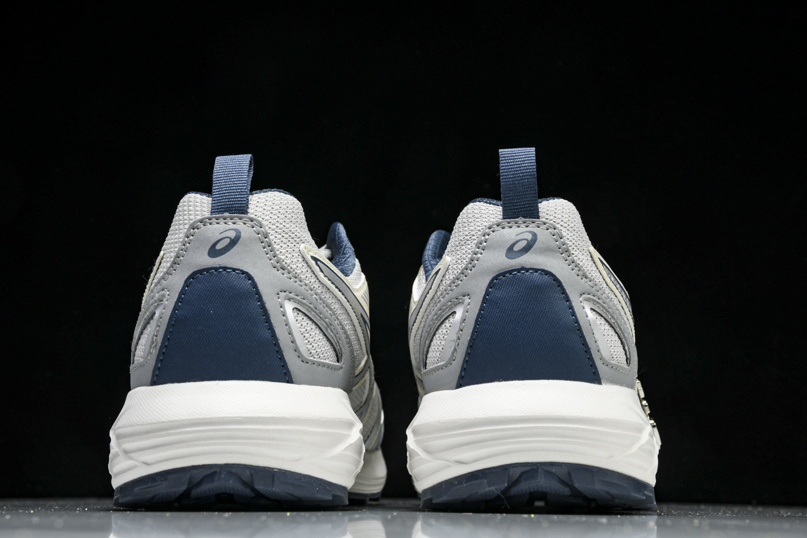ASICS 尺码36-45

纯原版出品-Gel-Sonoma CN 亚瑟士运动休闲透气专业跑鞋 101