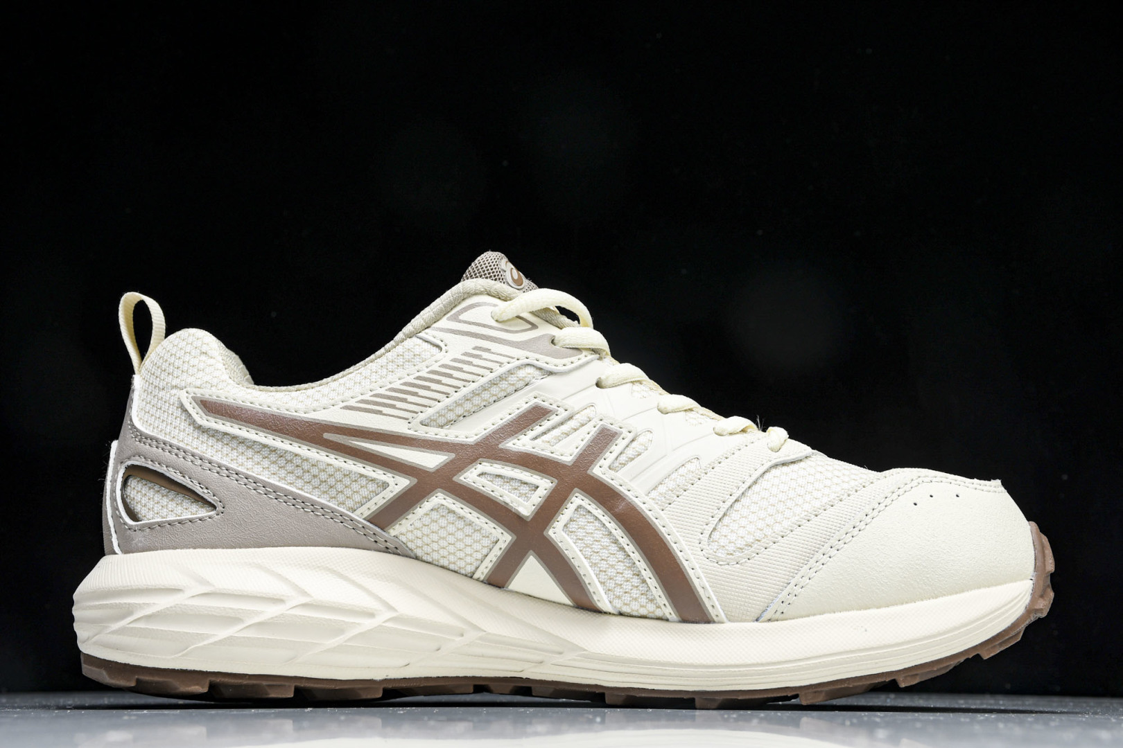 ASICS 尺码36-45

纯原版出品-Gel-Sonoma CN 亚瑟士运动休闲透气专业跑鞋 101