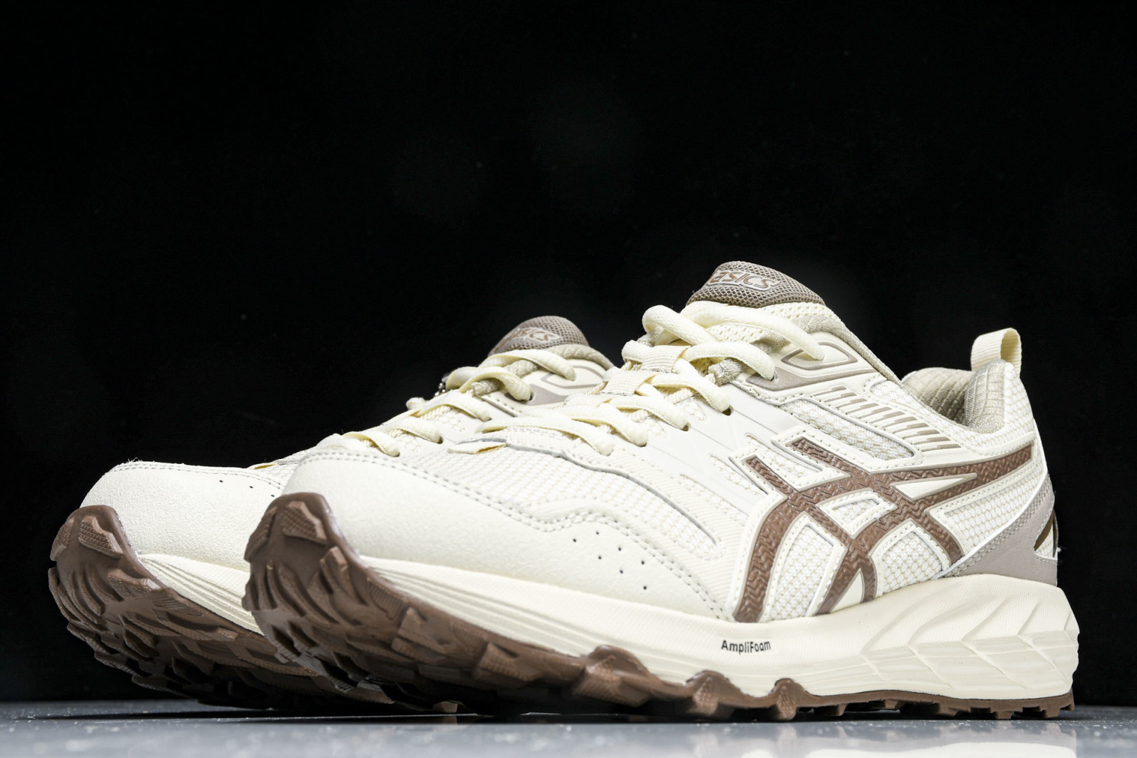 ASICS 尺码36-45

纯原版出品-Gel-Sonoma CN 亚瑟士运动休闲透气专业跑鞋 101