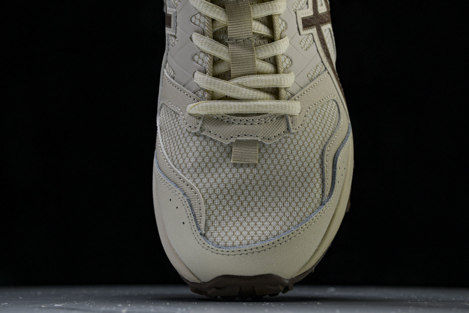 ASICS 尺码36-45

纯原版出品-Gel-Sonoma CN 亚瑟士运动休闲透气专业跑鞋 101