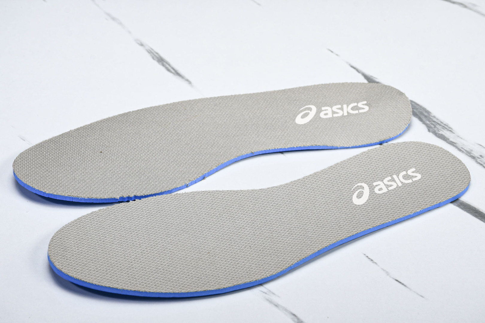 ASICS 尺码36-45

纯原版出品-Gel-Sonoma CN 亚瑟士运动休闲透气专业跑鞋 101