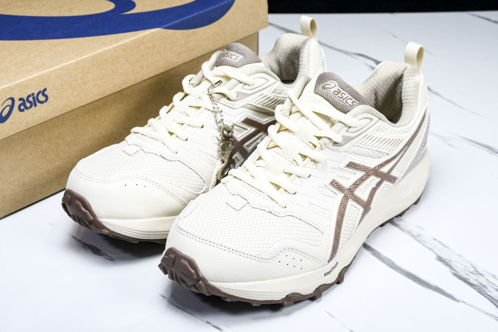 ASICS 尺码36-45

纯原版出品-Gel-Sonoma CN 亚瑟士运动休闲透气专业跑鞋 101