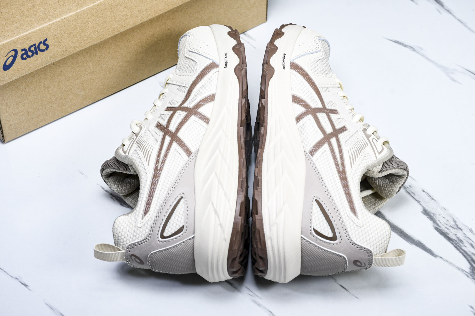 ASICS 尺码36-45

纯原版出品-Gel-Sonoma CN 亚瑟士运动休闲透气专业跑鞋 101