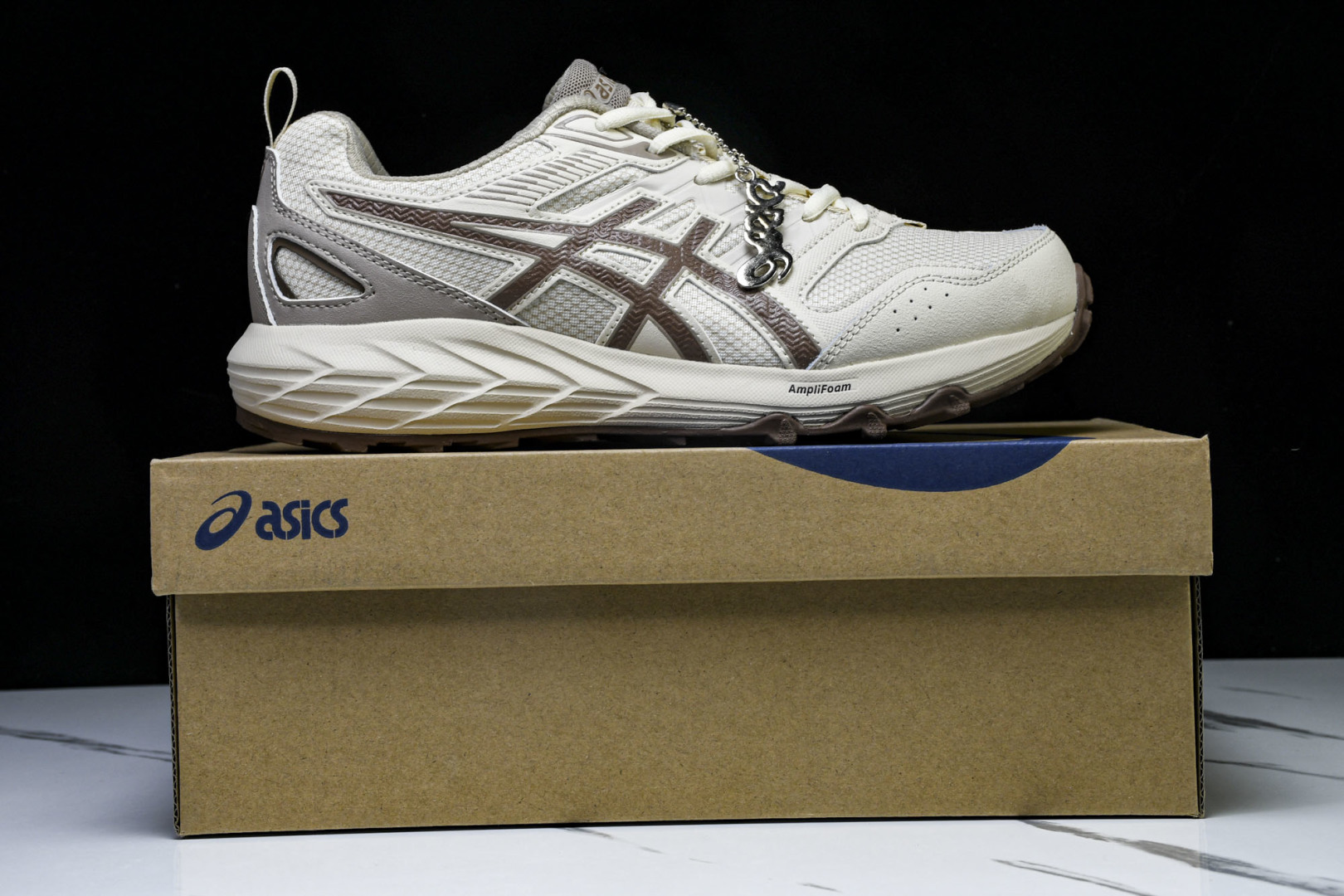 ASICS 尺码36-45

纯原版出品-Gel-Sonoma CN 亚瑟士运动休闲透气专业跑鞋 101
