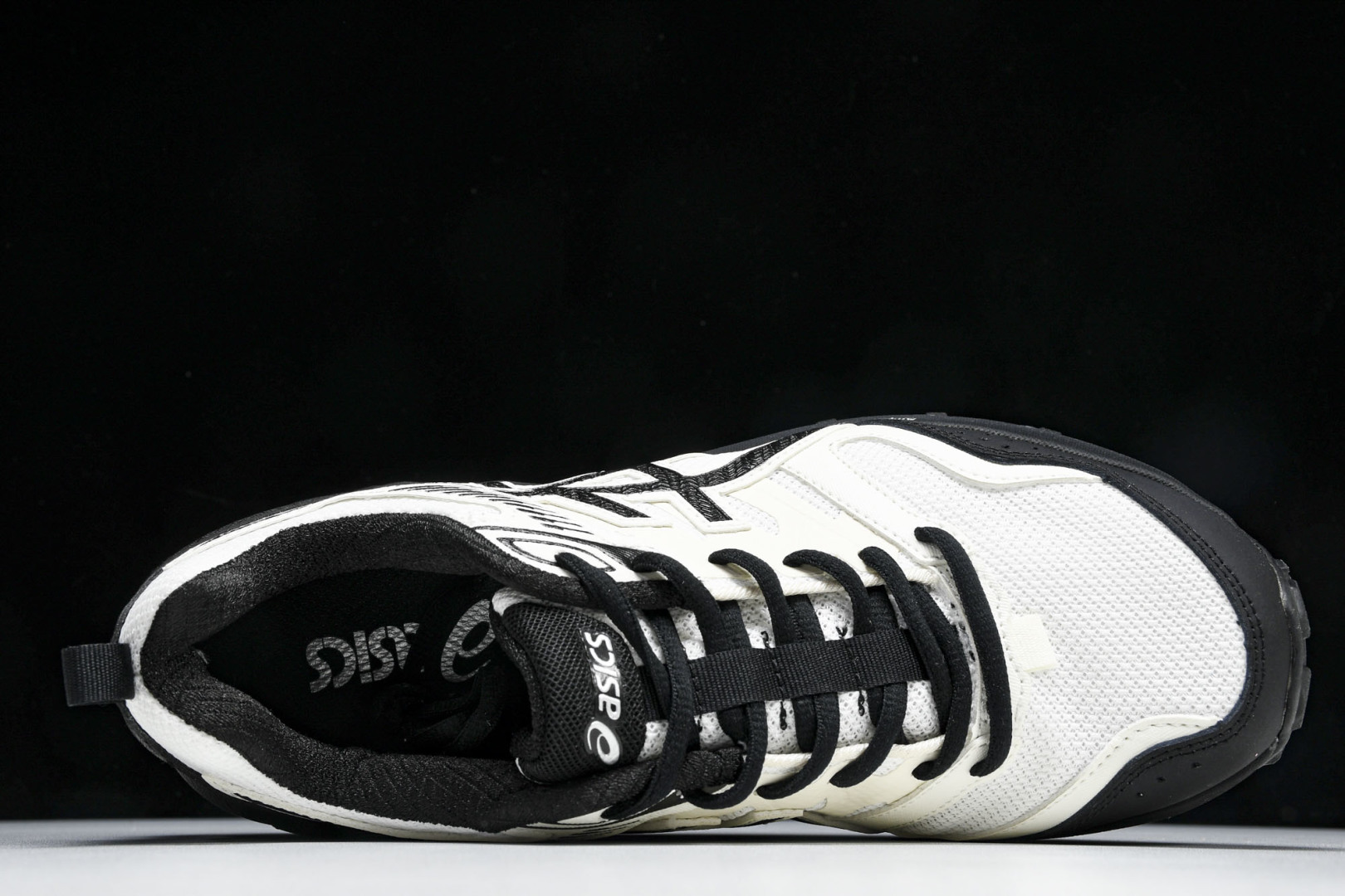 ASICS 尺码36-45

纯原版出品-Gel-Sonoma CN 亚瑟士运动休闲透气专业跑鞋 101