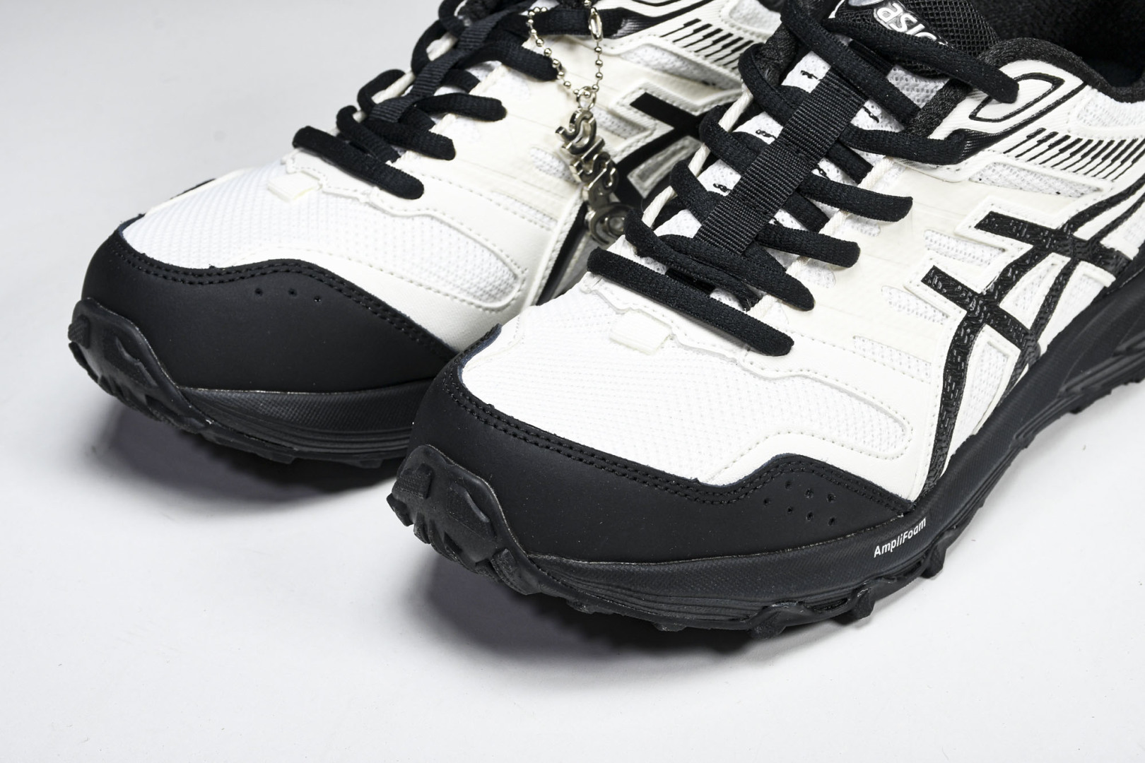 ASICS 尺码36-45

纯原版出品-Gel-Sonoma CN 亚瑟士运动休闲透气专业跑鞋 101