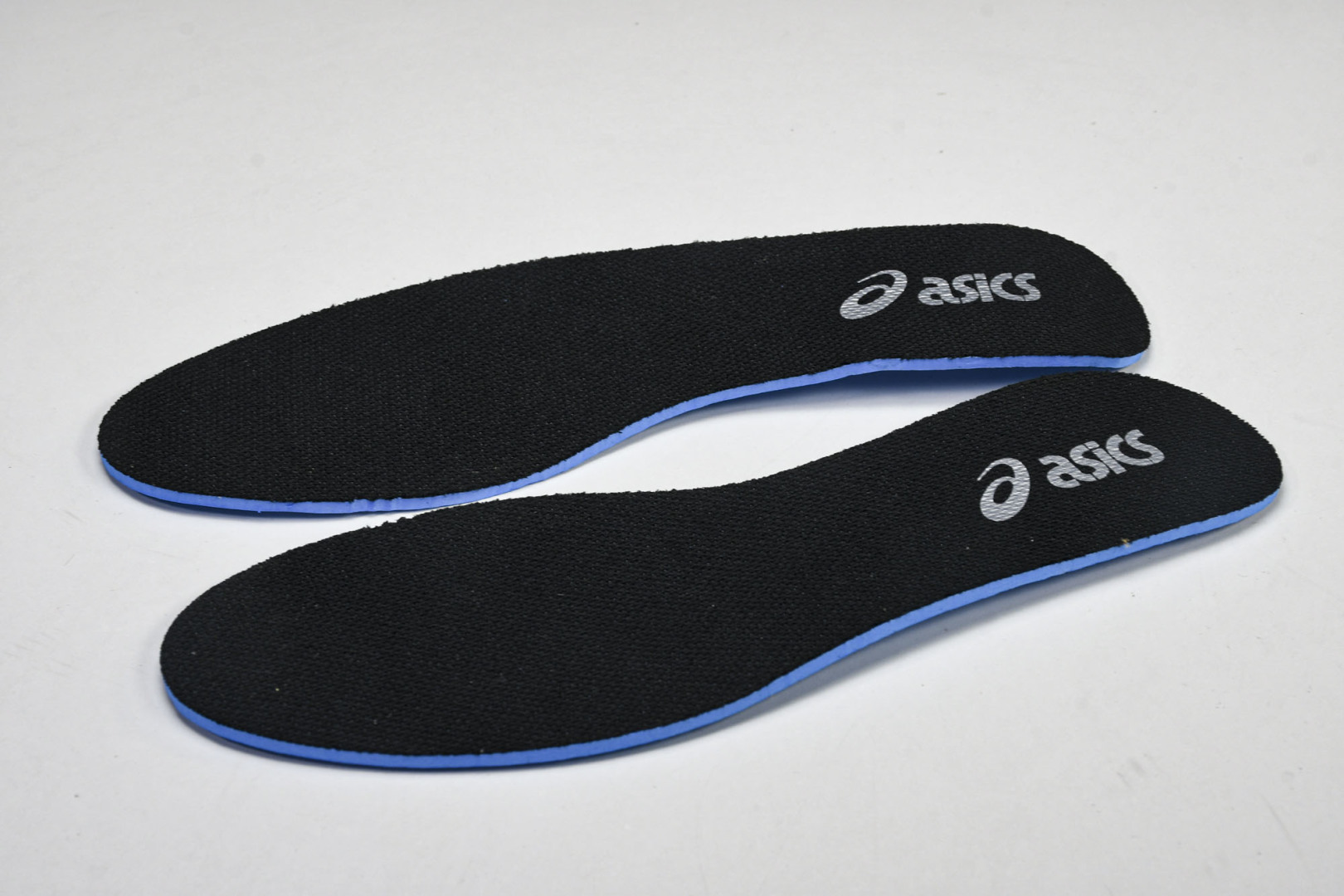 ASICS 尺码36-45

纯原版出品-Gel-Sonoma CN 亚瑟士运动休闲透气专业跑鞋 101