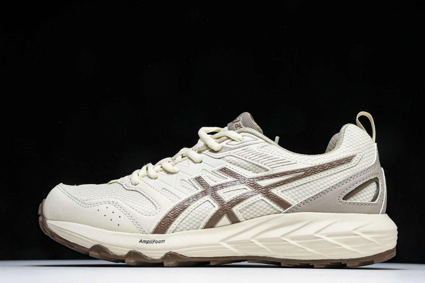 ASICS 尺码36-45

纯原版出品-Gel-Sonoma CN 亚瑟士运动休闲透气专业跑鞋 101
