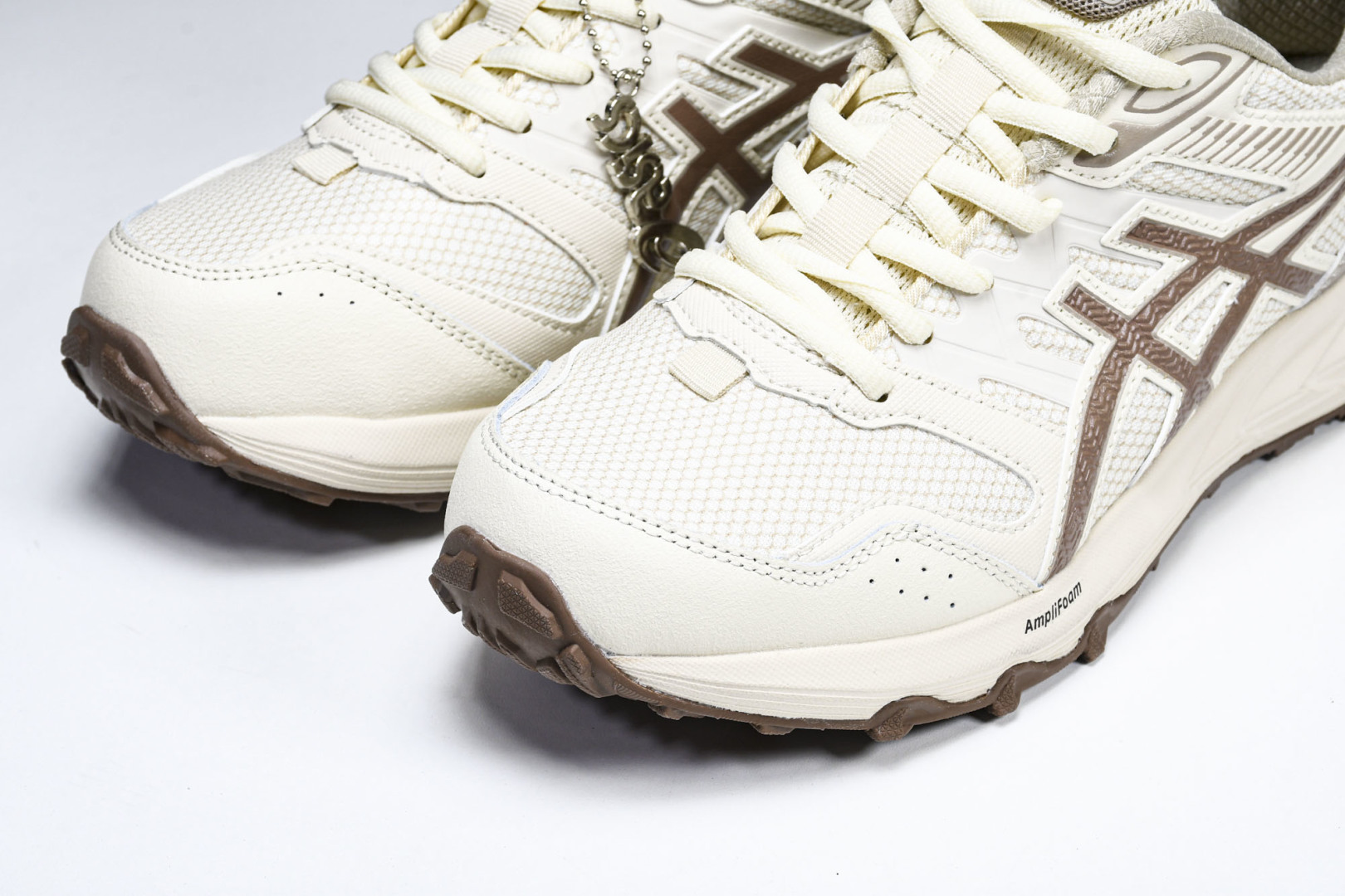 ASICS 尺码36-45

纯原版出品-Gel-Sonoma CN 亚瑟士运动休闲透气专业跑鞋 101