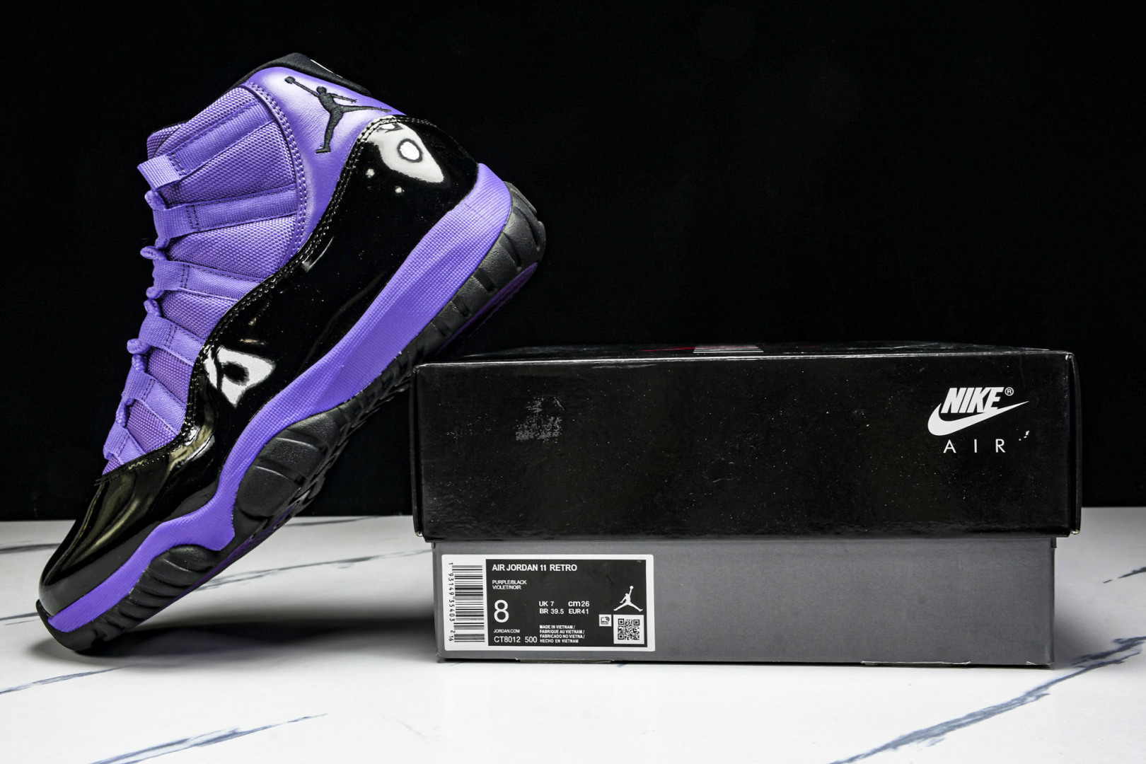 AJ11 尺码40-48.5

纯原版出品-Air Jordan 11 Retro AJ11 乔11黑紫