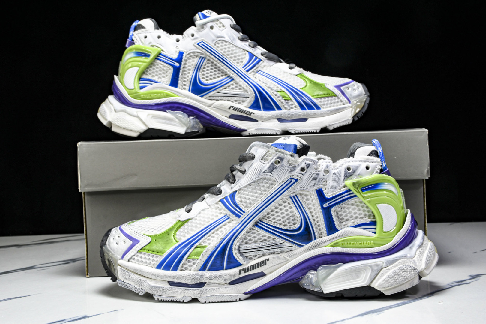 巴黎 尺码35-46

纯原版出品-Balenciaga Runner Kith Four.Color 